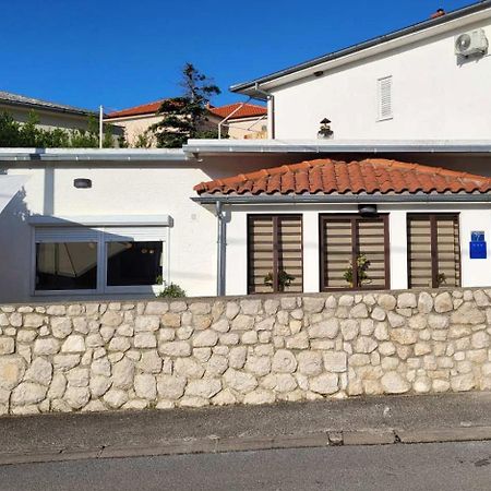 Holiday House With A Parking Space Novi Vinodolski - 17533 Exterior photo