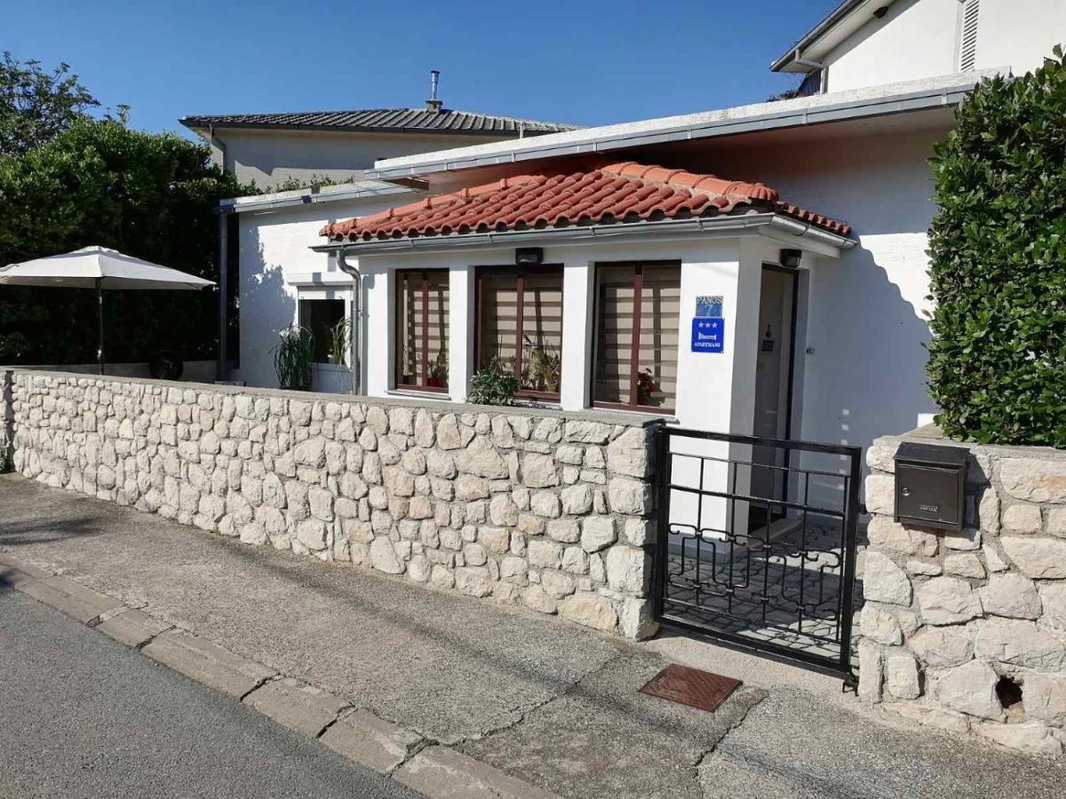 Holiday House With A Parking Space Novi Vinodolski - 17533 Exterior photo